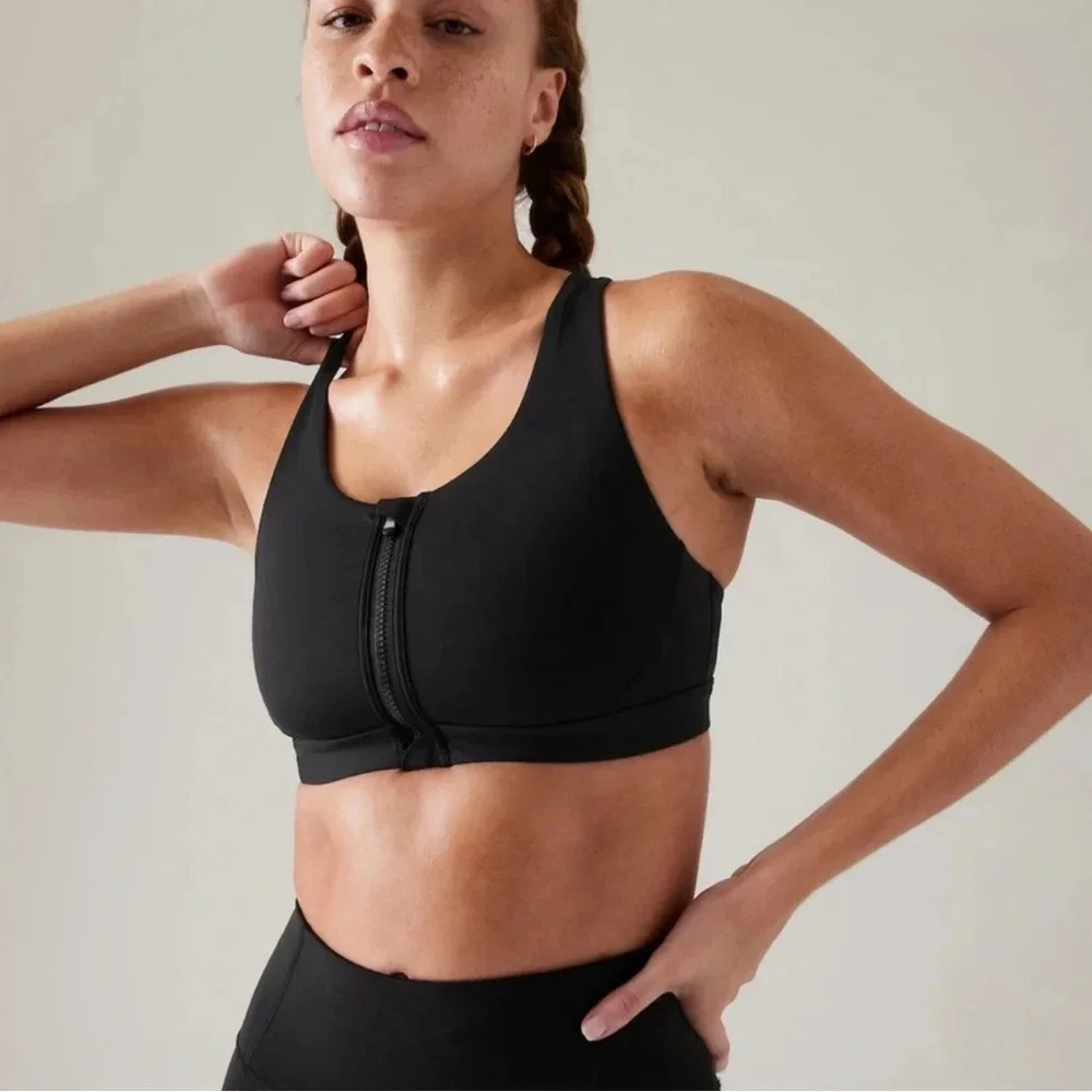 NWT | Athleta Black Ultimate Zip Front Bra - Size XXS D-DD